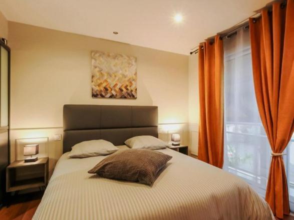 Bed and Breakfast Les Prémontrés à Falaise  Extérieur photo